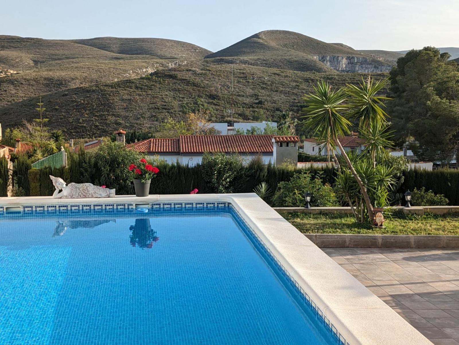 TurísBuen Estar, Piscina, Barbacoa, Jacuzzi En Valencia别墅 外观 照片